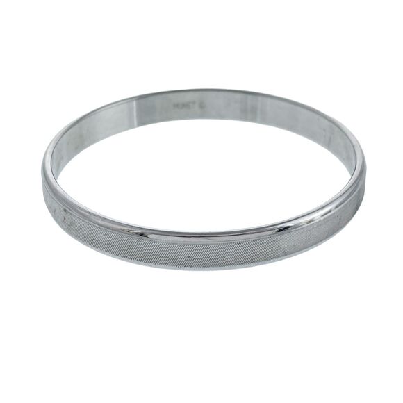 Vintage Monet Etched Silver Tone Bangle Bracelet 7.5" - Picture 1 of 6